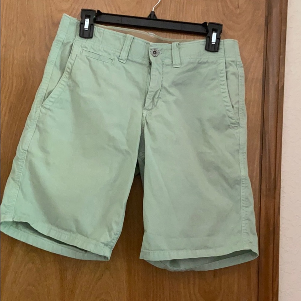 Gap men’s khaki shorts size 29